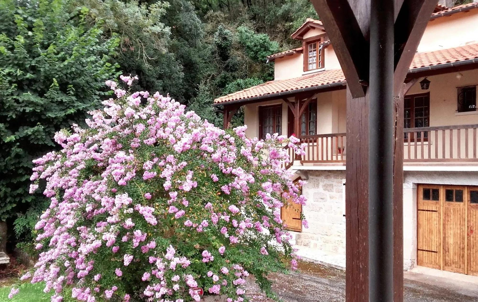 Villa Confortable A Milhars Avec Piscine Privee Exterior photo